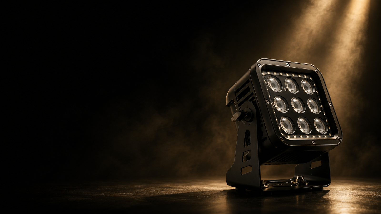 KBW500 stage light in a warm theatrical atmosphere